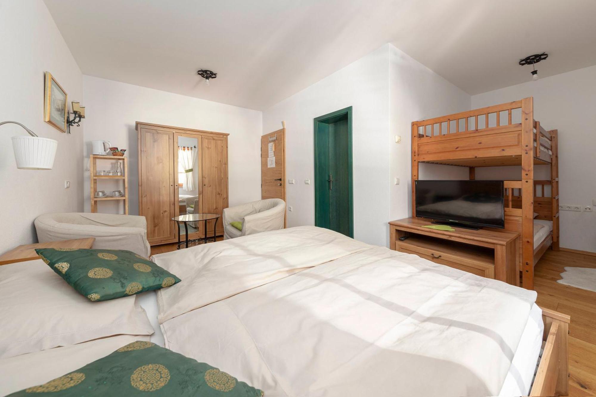 Bed and Breakfast Hisa Ojstrica Solčava Zewnętrze zdjęcie